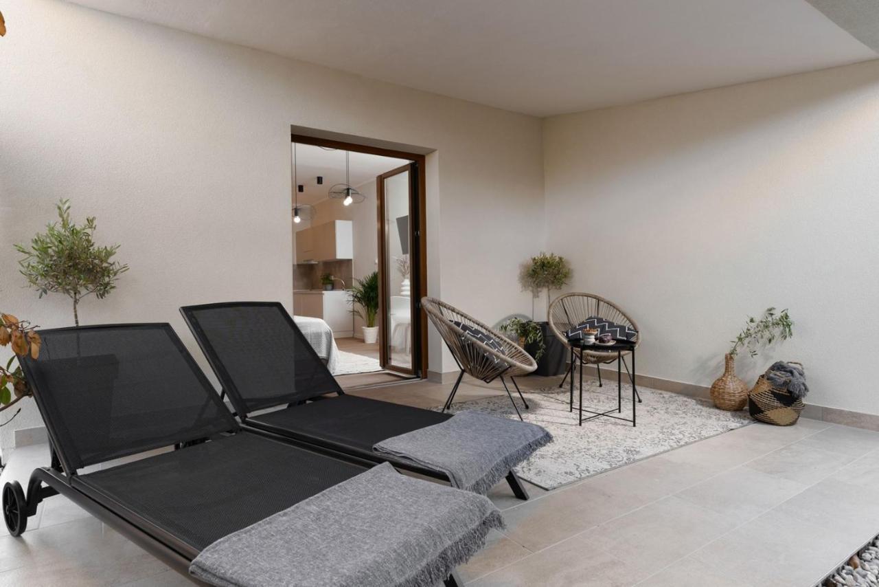 Apartments Alloro By Seeadria Agency Novigrad Istria Eksteriør billede