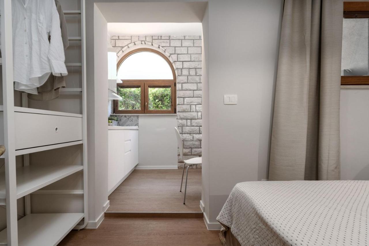 Apartments Alloro By Seeadria Agency Novigrad Istria Eksteriør billede