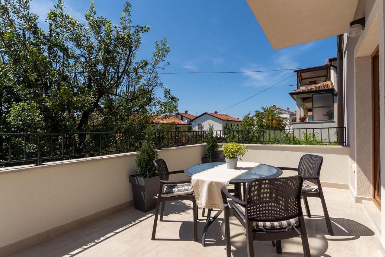 Apartments Alloro By Seeadria Agency Novigrad Istria Eksteriør billede